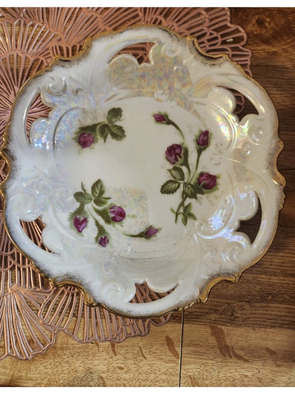 Norcrest Moss Rose Lusterware Pierced Rim Bowl Gold Rim 7.5" Japan Vintage